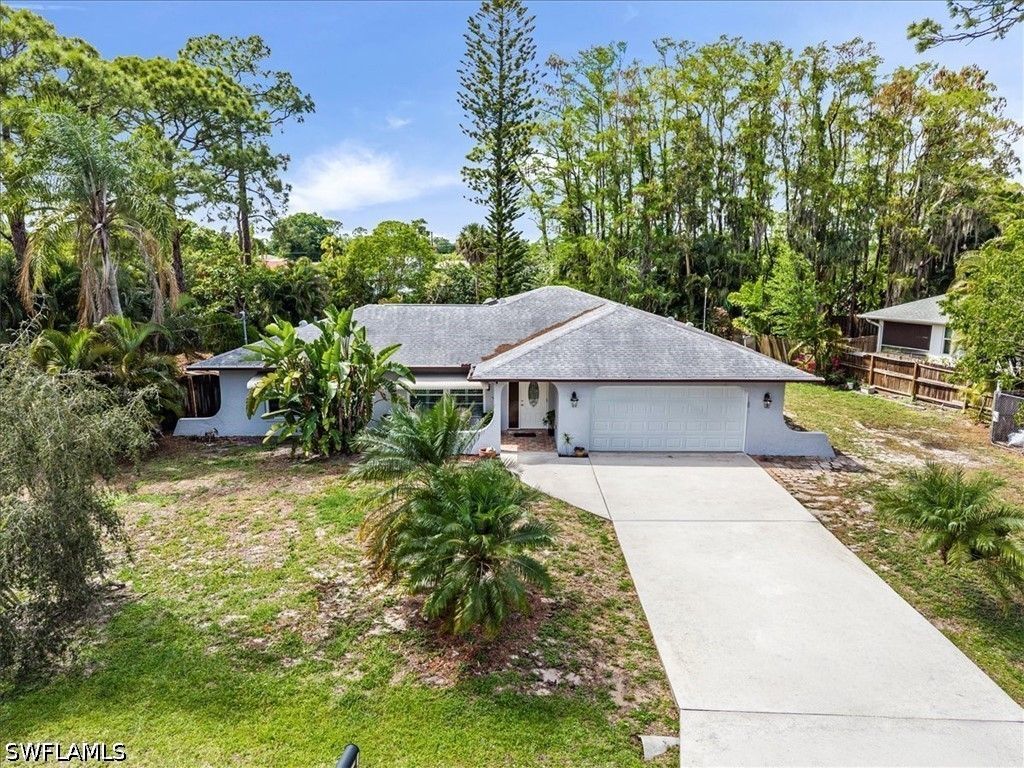 19208 Murcott DR E, Fort Myers, FL 33967