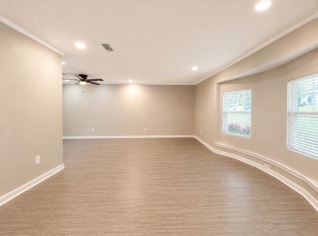 3709 Ashford Avenue, Fort Worth, TX 76133