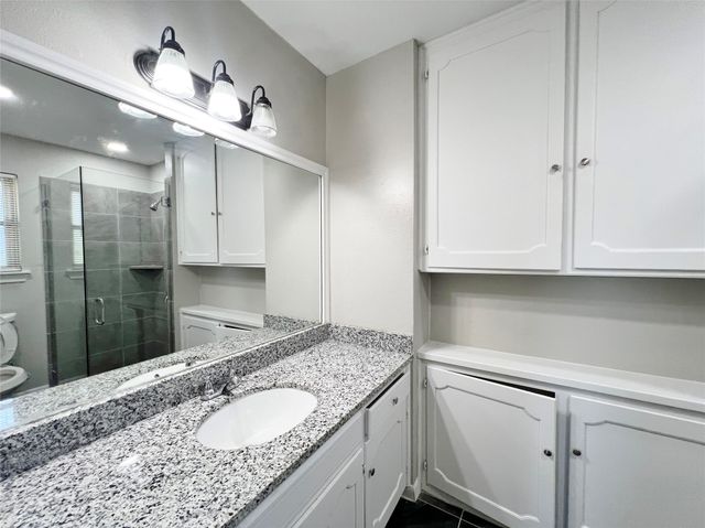 3709 Ashford Avenue, Fort Worth, TX 76133