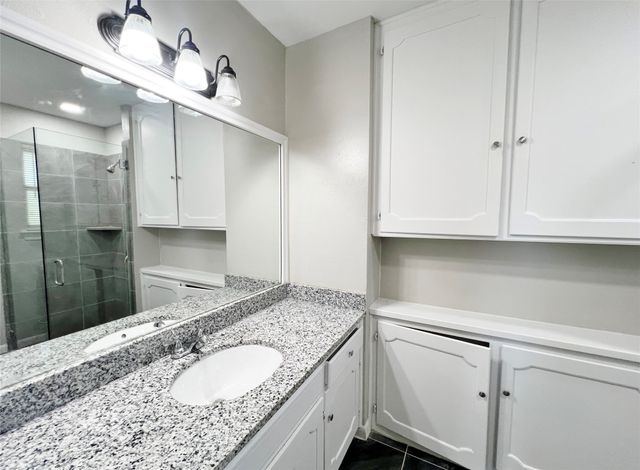 3709 Ashford Avenue, Fort Worth, TX 76133