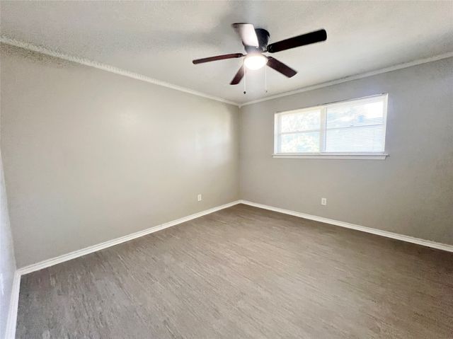 3709 Ashford Avenue, Fort Worth, TX 76133