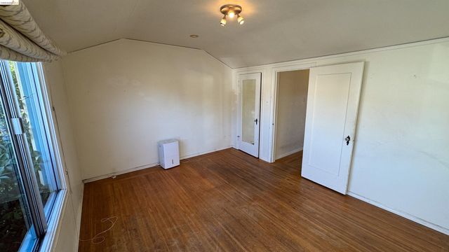 1266 Washington Ave, Albany, CA 94706