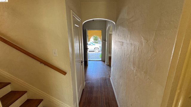 1266 Washington Ave, Albany, CA 94706