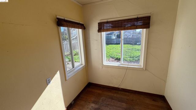 1266 Washington Ave, Albany, CA 94706