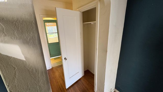 1266 Washington Ave, Albany, CA 94706