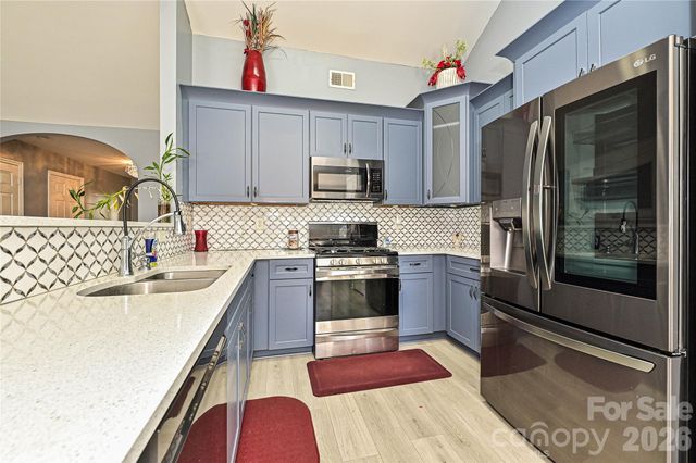 9942 Gray Dove Court, Charlotte, NC 28216