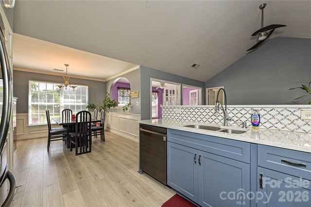 9942 Gray Dove Court, Charlotte, NC 28216