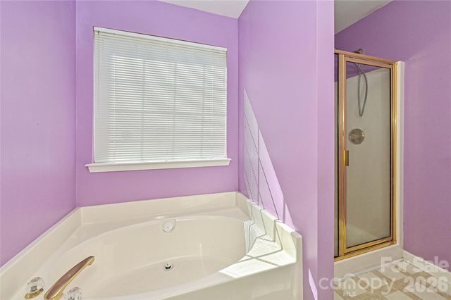 9942 Gray Dove Court, Charlotte, NC 28216