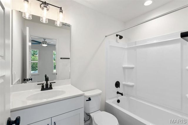 360 Fall Harvest Parkway, O'fallon, MO 63385