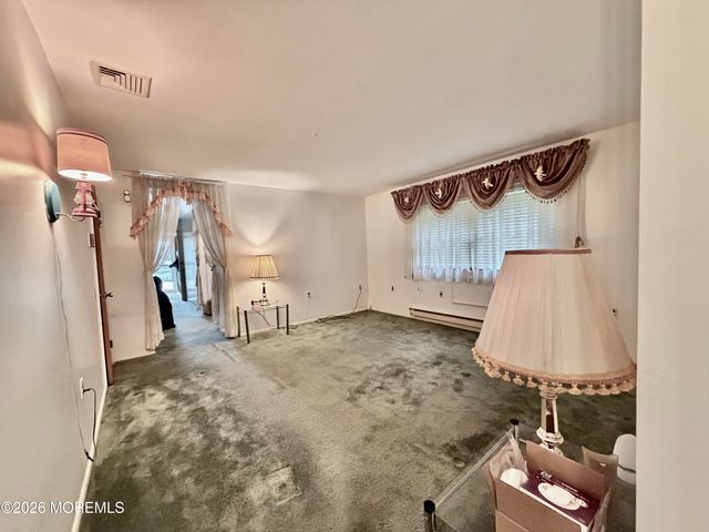 6 Mason Lane A, Whiting, NJ 08759