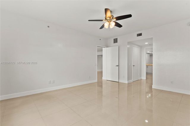 14951 Royal Oaks Lane 2008, North Miami, FL 33181