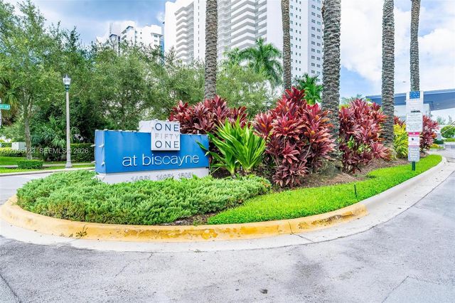 14951 Royal Oaks Lane 2008, North Miami, FL 33181