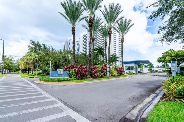 14951 Royal Oaks Lane 2008, North Miami, FL 33181