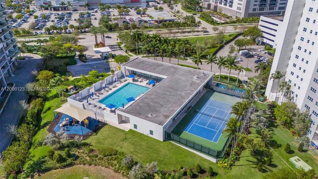 14951 Royal Oaks Lane 2008, North Miami, FL 33181
