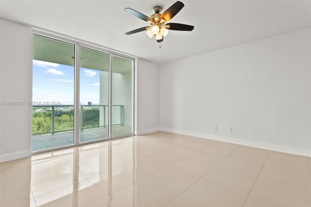 14951 Royal Oaks Lane 2008, North Miami, FL 33181