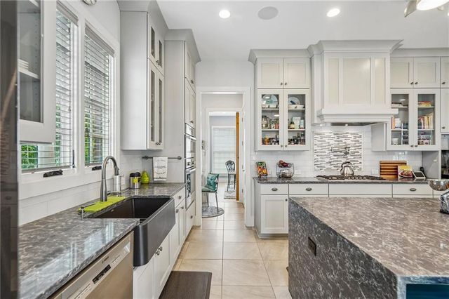 190 3rd Street, Fayetteville, GA 30214