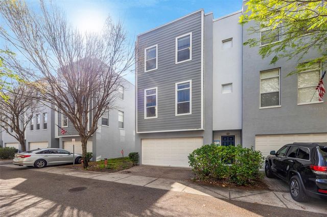 4526 BAY SPRING COURT, Tampa, FL 33611