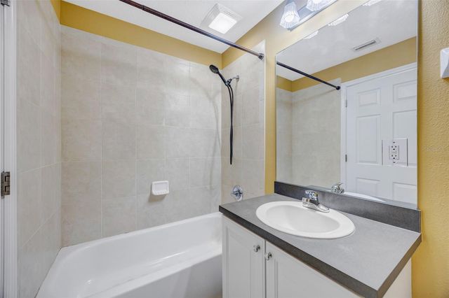 4526 BAY SPRING COURT, Tampa, FL 33611