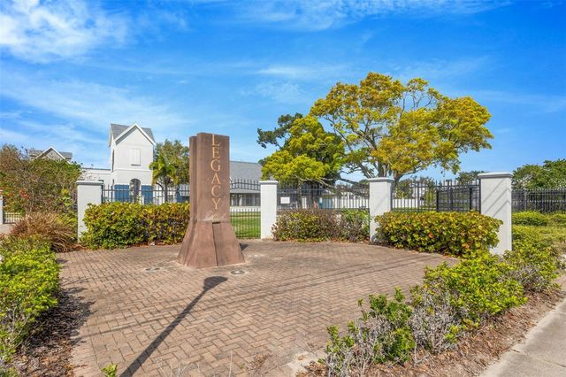 4526 BAY SPRING COURT, Tampa, FL 33611