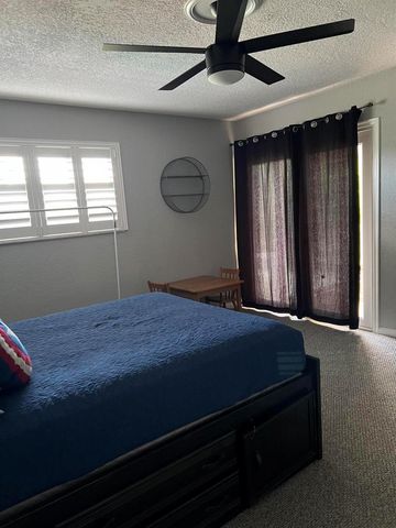 10400 W Tara Boulevard, Boynton Beach, FL 33437
