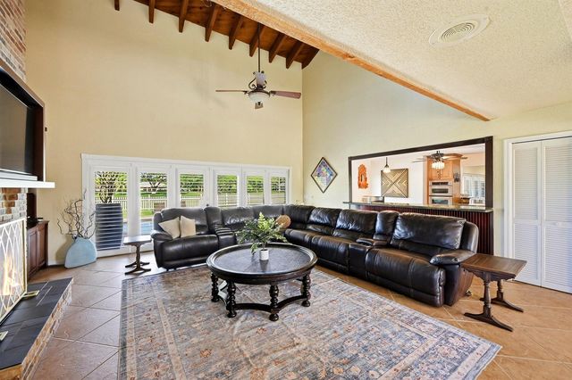10400 W Tara Boulevard, Boynton Beach, FL 33437