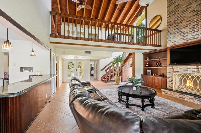 10400 W Tara Boulevard, Boynton Beach, FL 33437