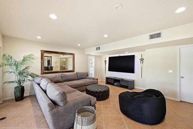 10400 W Tara Boulevard, Boynton Beach, FL 33437
