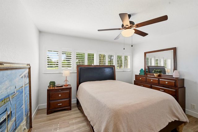 10400 W Tara Boulevard, Boynton Beach, FL 33437
