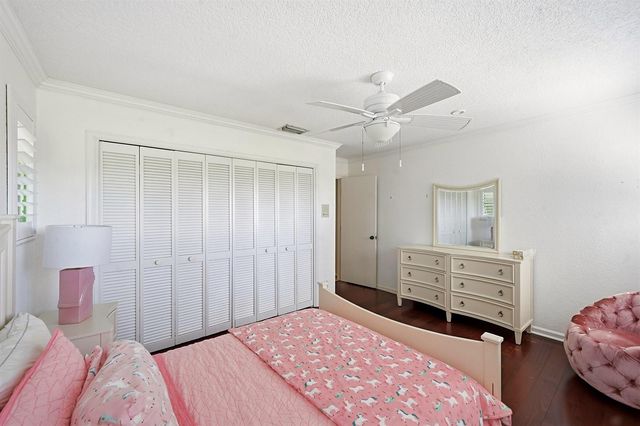 10400 W Tara Boulevard, Boynton Beach, FL 33437