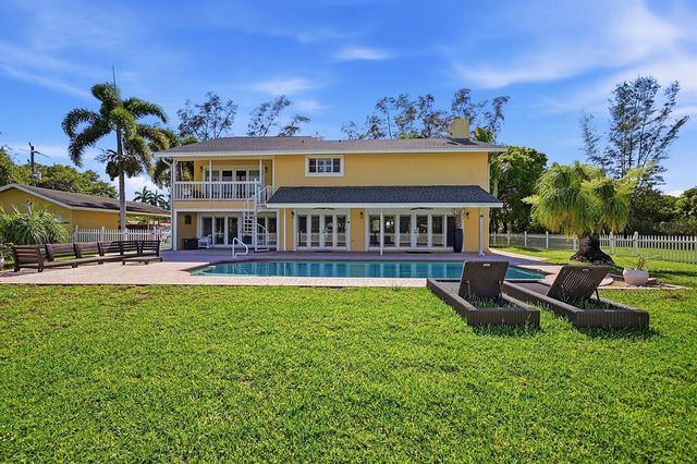 10400 W Tara Boulevard, Boynton Beach, FL 33437