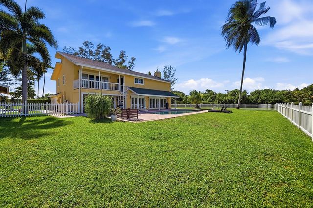 10400 W Tara Boulevard, Boynton Beach, FL 33437
