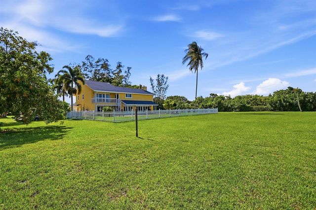 10400 W Tara Boulevard, Boynton Beach, FL 33437