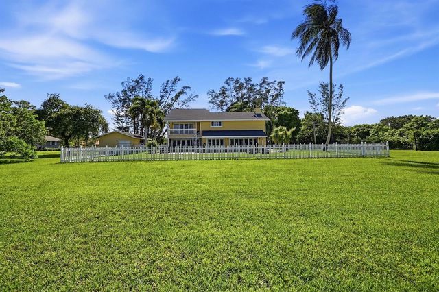 10400 W Tara Boulevard, Boynton Beach, FL 33437