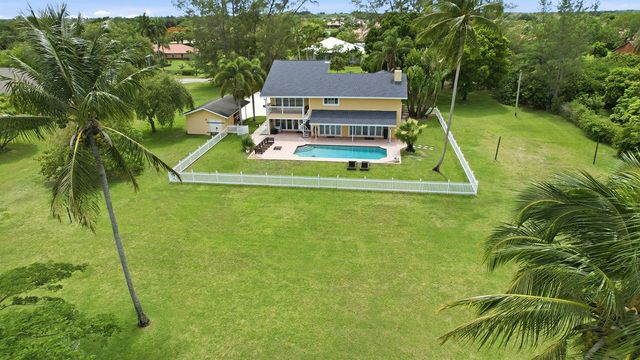 10400 W Tara Boulevard, Boynton Beach, FL 33437
