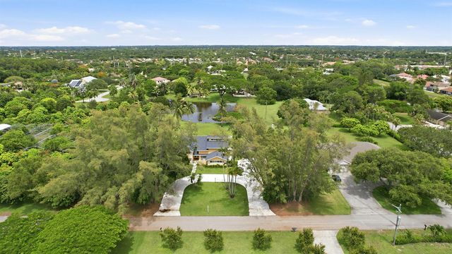 10400 W Tara Boulevard, Boynton Beach, FL 33437