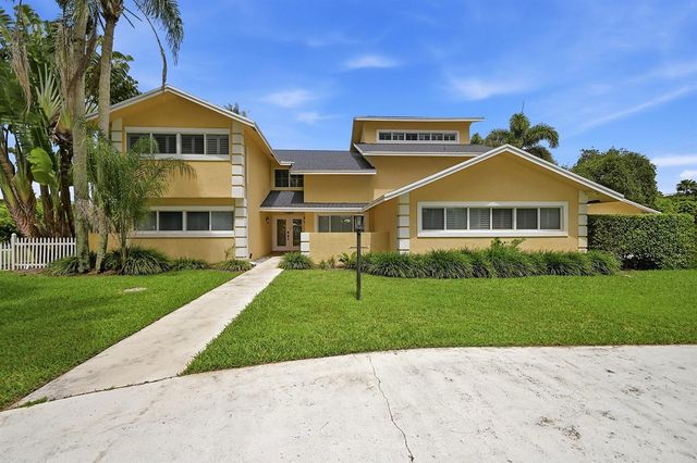 10400 W Tara Boulevard, Boynton Beach, FL 33437