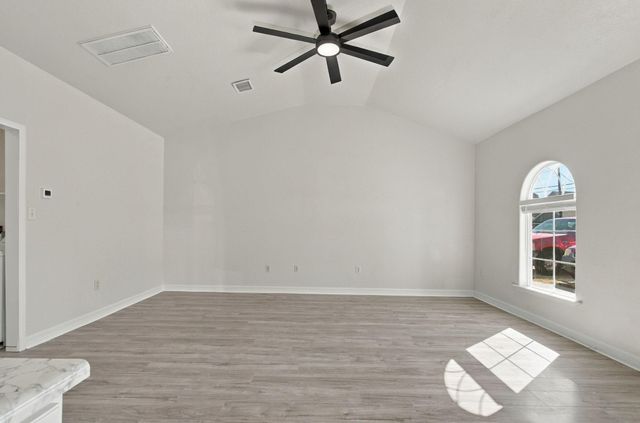 16872 Kempwood, Montgomery, TX 77316