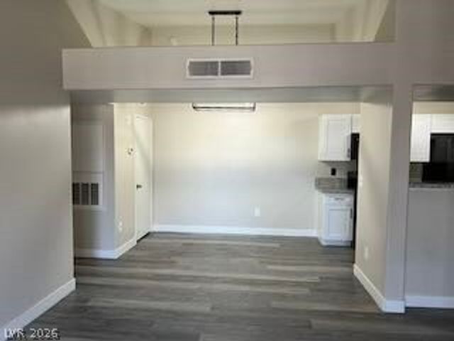 7885 West Flamingo Road 2004, Las Vegas, NV 89147