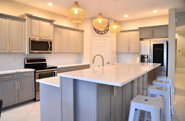 9720 Phipps Lane, Wellington, FL 33414
