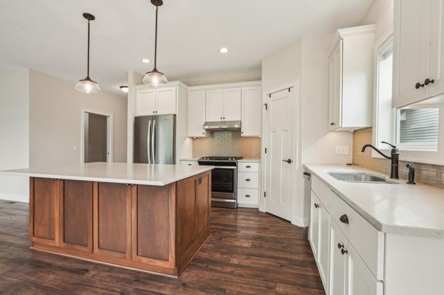 4566 Landmark Drive NE, Saint Michael, MN 55376