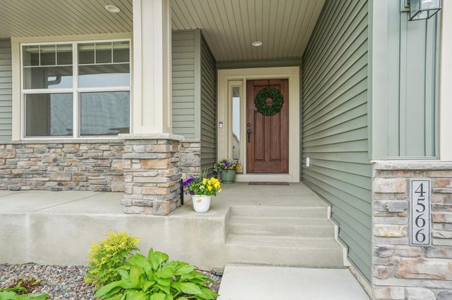 4566 Landmark Drive NE, Saint Michael, MN 55376