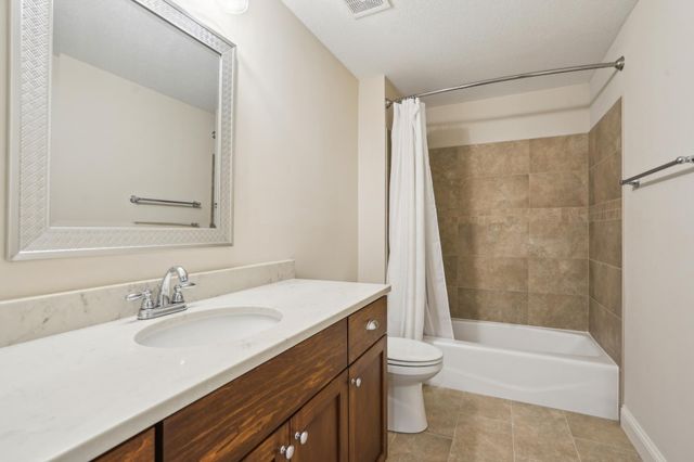 4566 Landmark Drive NE, Saint Michael, MN 55376