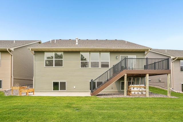 4566 Landmark Drive NE, Saint Michael, MN 55376