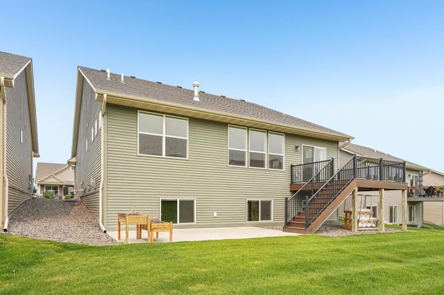 4566 Landmark Drive NE, Saint Michael, MN 55376