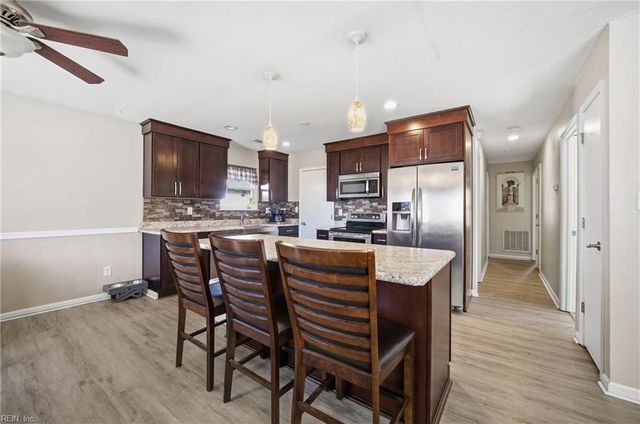 236 Gimbert DR, Virginia Beach, VA 23452