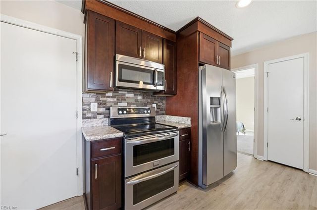 236 Gimbert DR, Virginia Beach, VA 23452