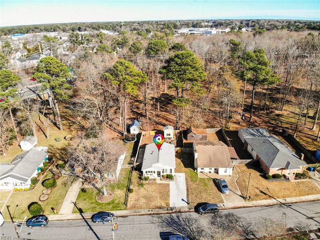 236 Gimbert DR, Virginia Beach, VA 23452