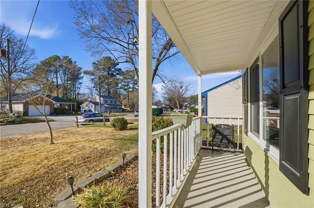 236 Gimbert DR, Virginia Beach, VA 23452