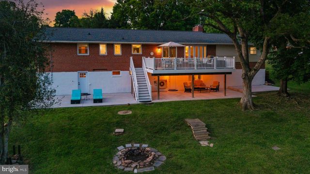 7 GLENBROOK DR, Phoenix, MD 21131