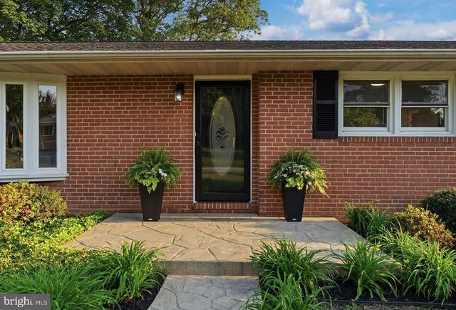 7 GLENBROOK DR, Phoenix, MD 21131